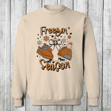 Load image into Gallery viewer, Daydream Tees Freezin' Season